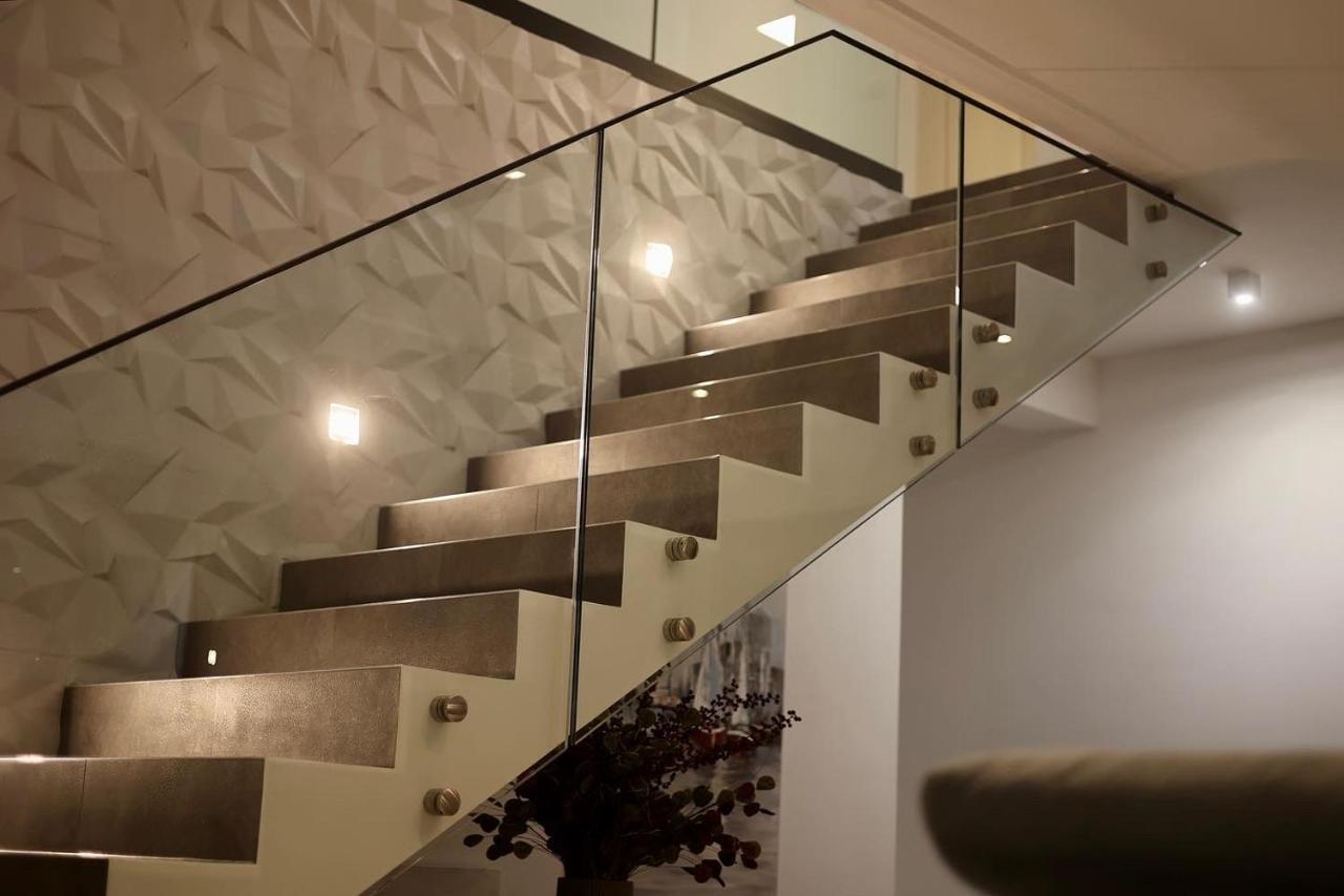 Villa Mila วรซี ภายนอก รูปภาพ
